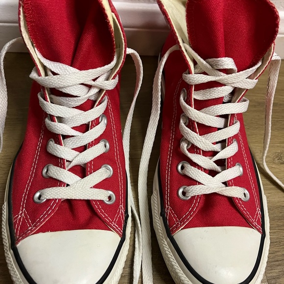 Converse Other - Converse men’s high tops sneakers- EUC
